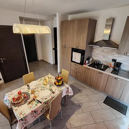 Apartamento Kira 1 Verbania