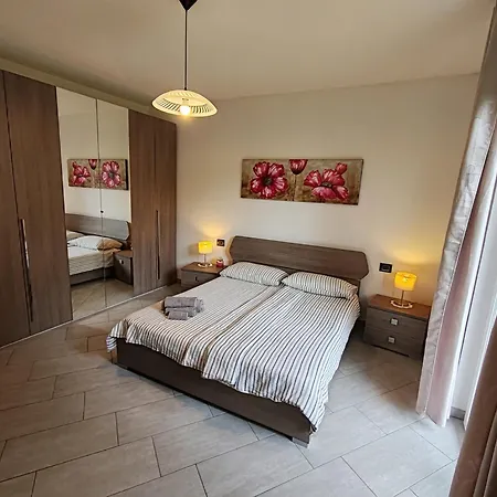 Apartamento Kira 1 *